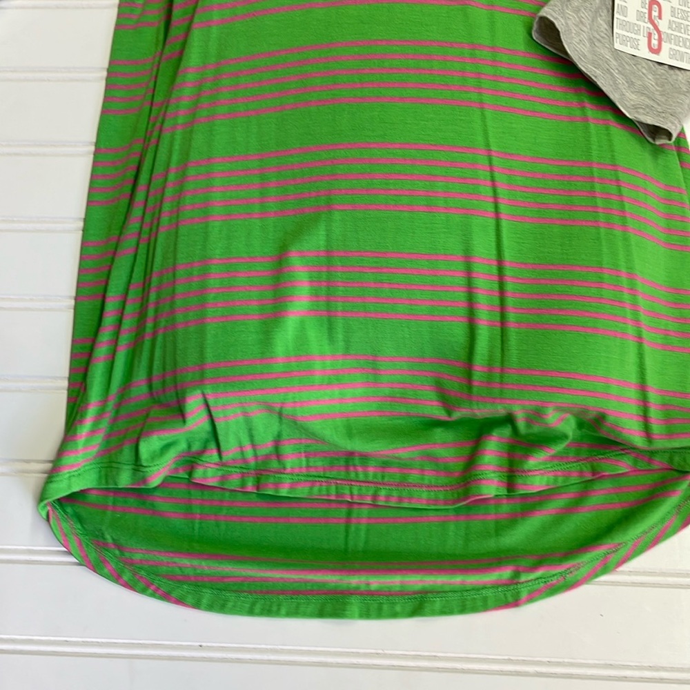 LulaRoe Striped Randy Top-#0302 - Picture 10 of 12